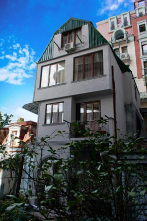 Гостиница Guest House Yana  Батуми